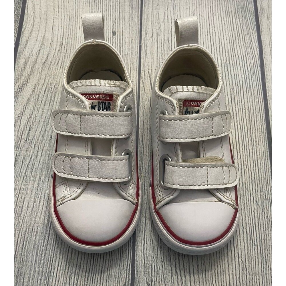 White Converse All Stars Toddler Shoes, Size 6